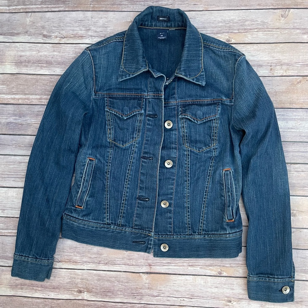 🔥🔥GAP:  Jean Jacket (Medium Wash)